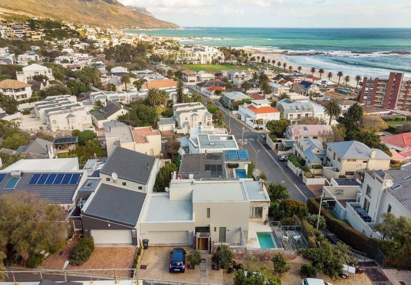 6 Bedroom Property for Sale in Camps Bay Western Cape